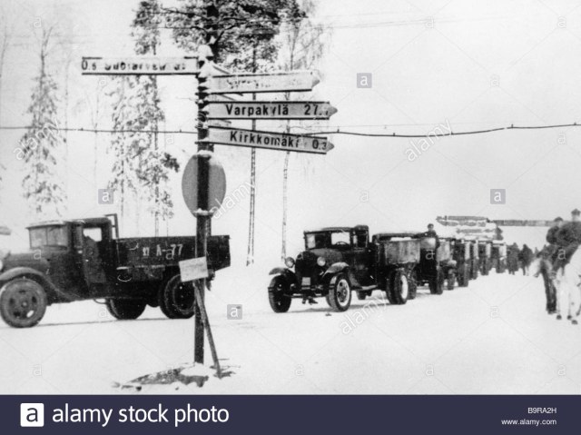 Red Army rear units moving to the frontline.jpg